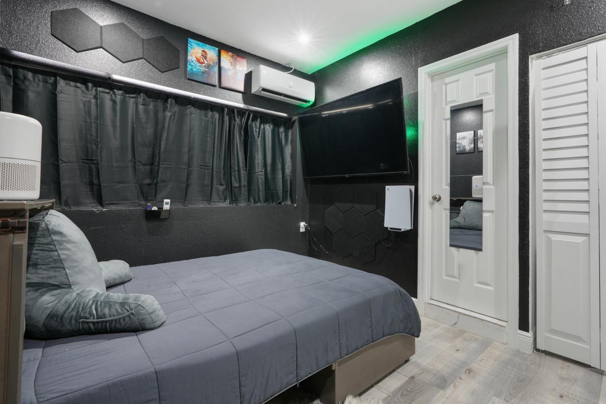 Modern Suite A Creator'S Dream Тампа Екстер'єр фото